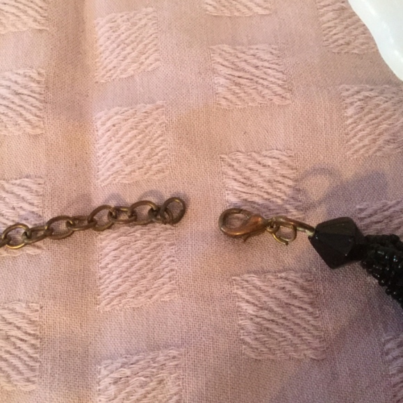 Necklace - Picture 2 of 2